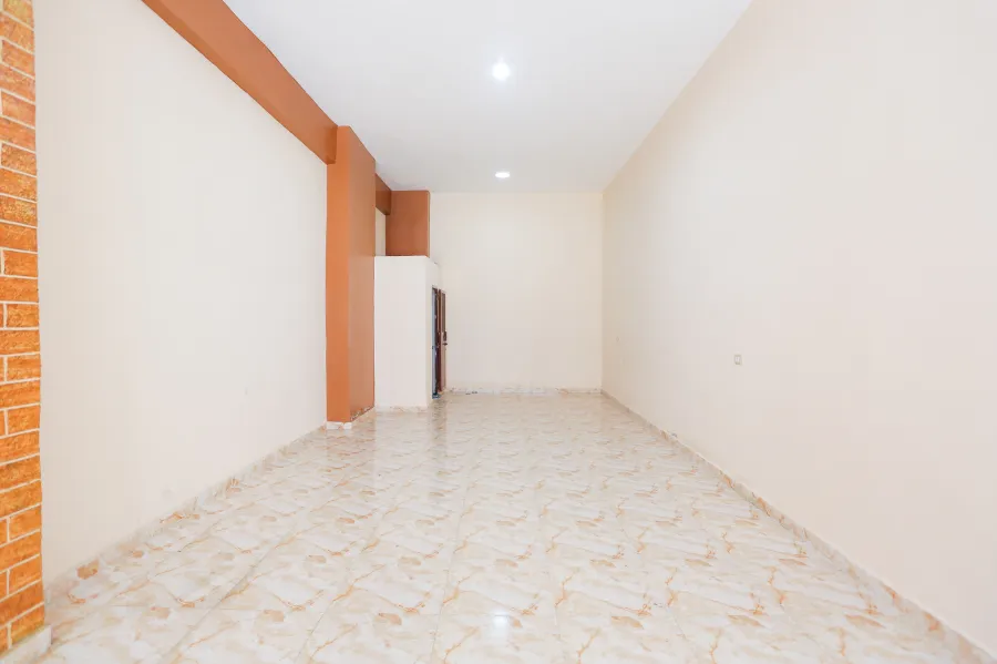 محل تجارى للبيع 85 م كرموز ( ش جامع سلطان )