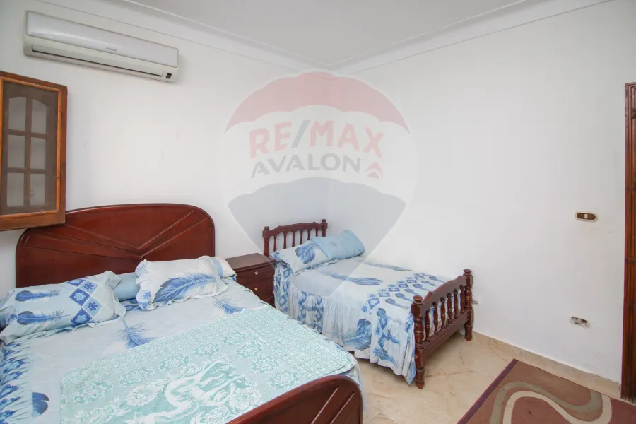 فيلا للبيع الساحل  (قرية غزاله) 421 م