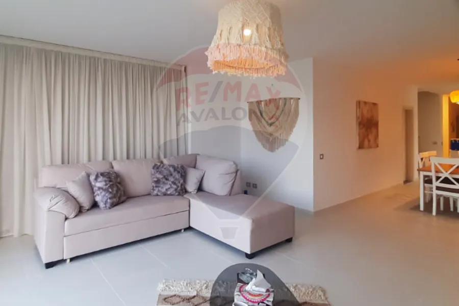 فيلا ستاند الون للبيع (فوكا باي) 661 م