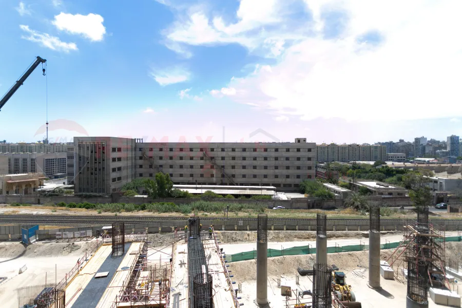 شقة للبيع 195 م كفر عبده (خطوات من سانت جيني - برج براند)