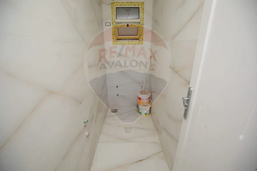 شقة للبيع 203 م سموحة (فالوري أنطونيادس)