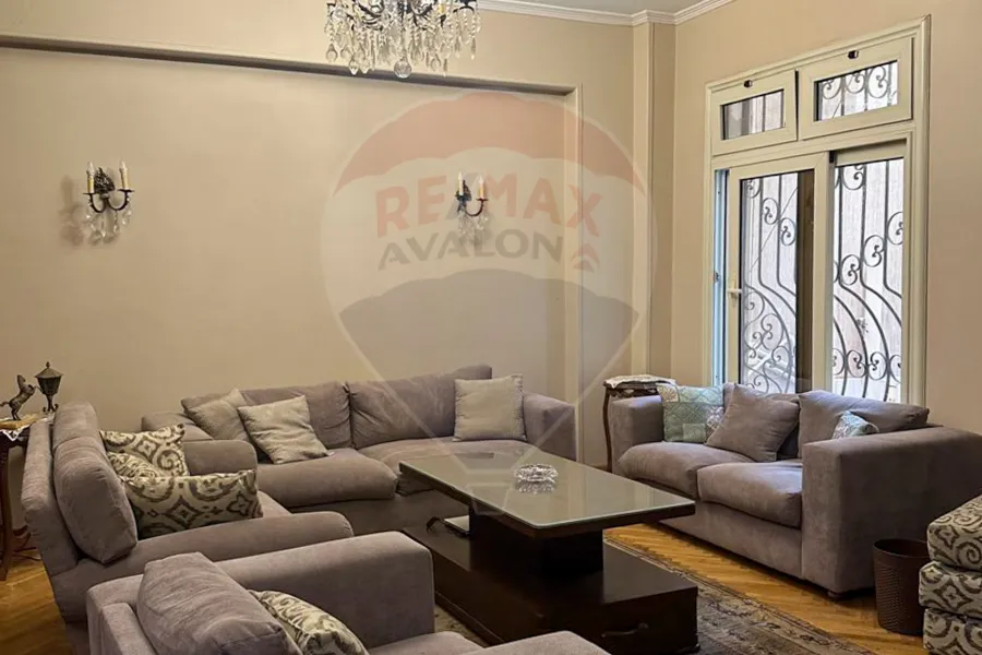 شقة للبيع 150 م وابور المياه ( خطوات من ميدان زويل )