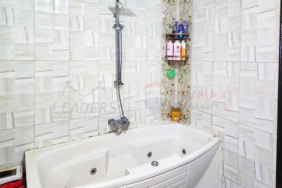 شقة للبيع 175 م جليم (ش نوتردام)