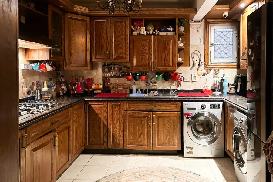 شقة للبيع 125 م سموحة (تقسيم القضاة)