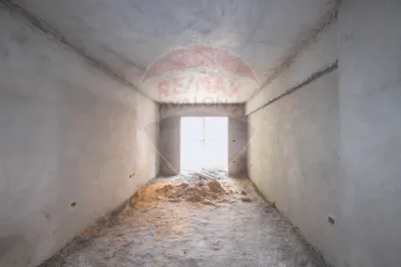 شقة للبيع 205 م سان استيفانو (خطوات من الترام)