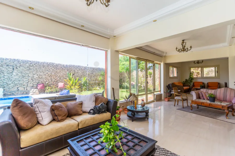 فيلا ستاند الون للايجار المفروش 1,150 م (قرية فيردنيا - الساحل)