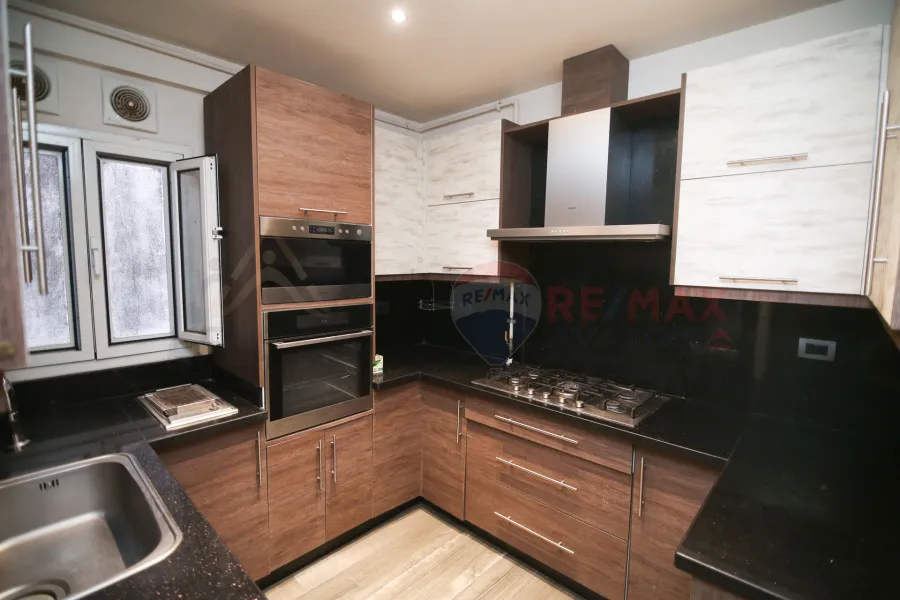 Apartment for sale 155 m Tharwat (Abdel Hamid El Deeb St.)