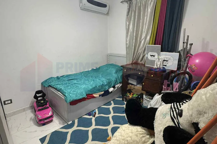 شقة للبيع 130م كامب شيزار (ش هليوبليس)