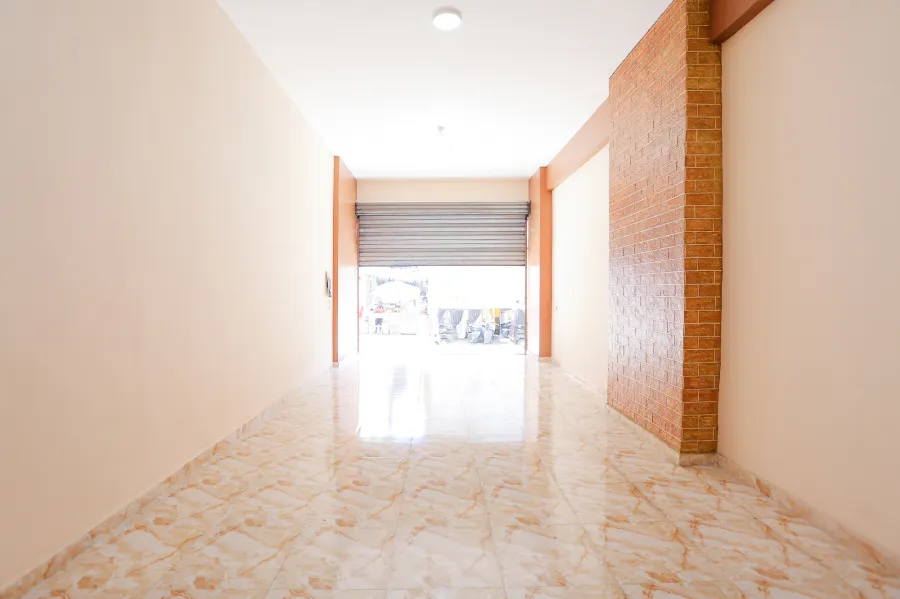 محل تجارى للبيع 85 م كرموز ( ش جامع سلطان )