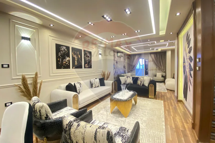 شقة للبيع 191 م لوران (متفرع من ش أبو قير)