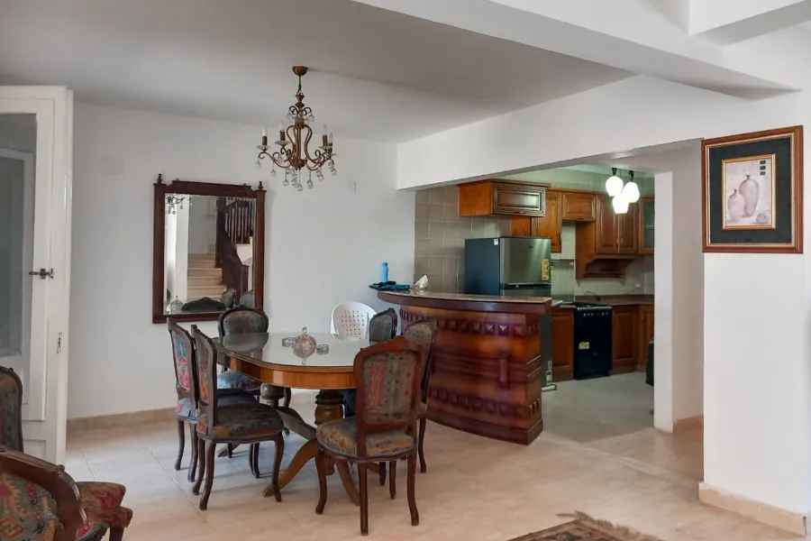 فيلا ستاند الون للبيع (قرطاج) 210 م