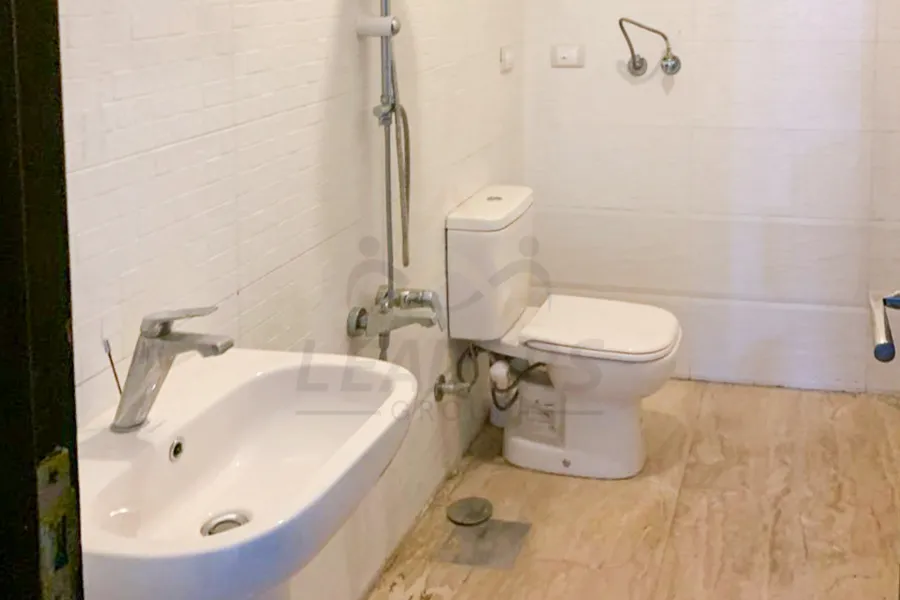 شقة للايجار193 م ستانلي (علي البحر مباشرة - عمارة براند)