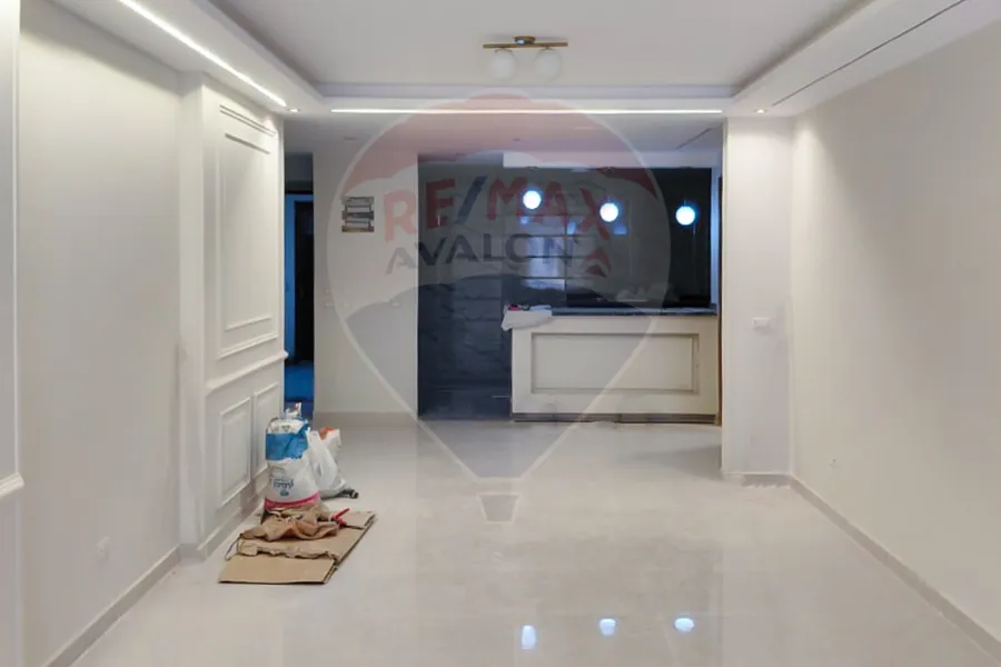 شقة للايجار 203 م سموحة (كومباوند فالورى النقل و الهندسة)