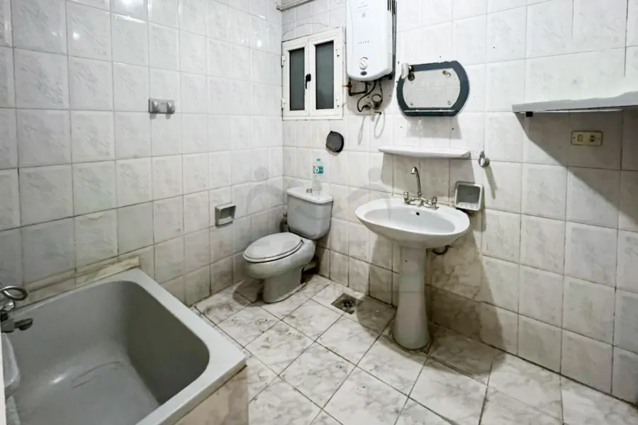 شقة للبيع 110 م سان ستيفانو (ش الكازينون)