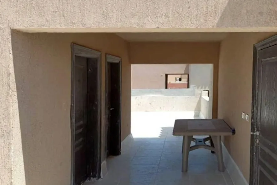 شاليه بروف للبيع (امارتيس هايتس - رأس الحكمة) 100 م