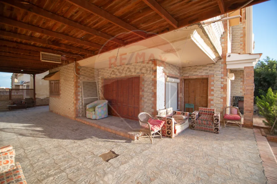 فيلا للبيع الساحل  (قرية غزاله) 421 م