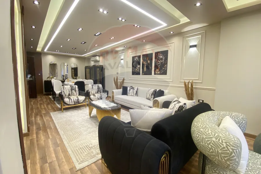 شقة للبيع 191 م لوران (متفرع من ش أبو قير)