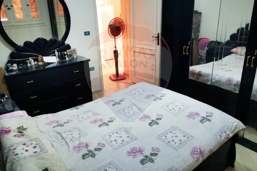 شالية ارضي بجاردن للبيع (رويال بيتش) 260 م