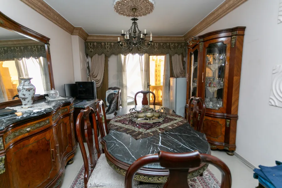 شقة للبيع 150 م جليم (متفرع من البحر)