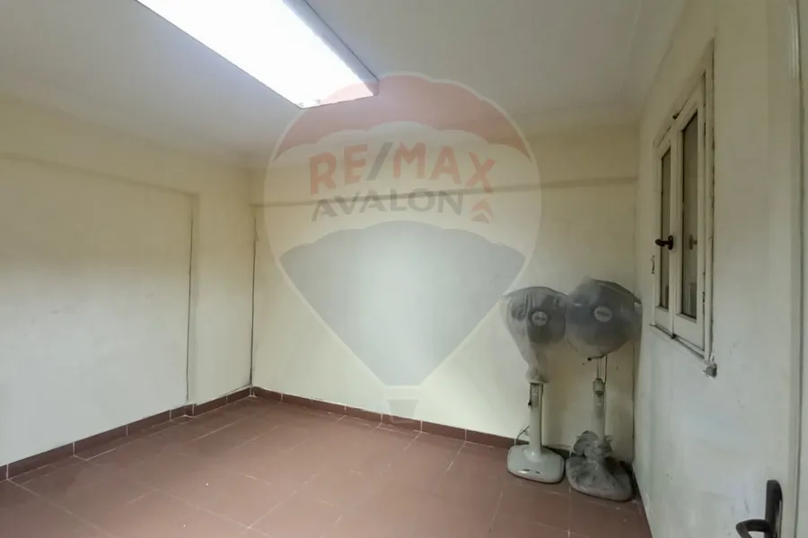 شقة للبيع 85 م ميامي (خطوات من البحر)