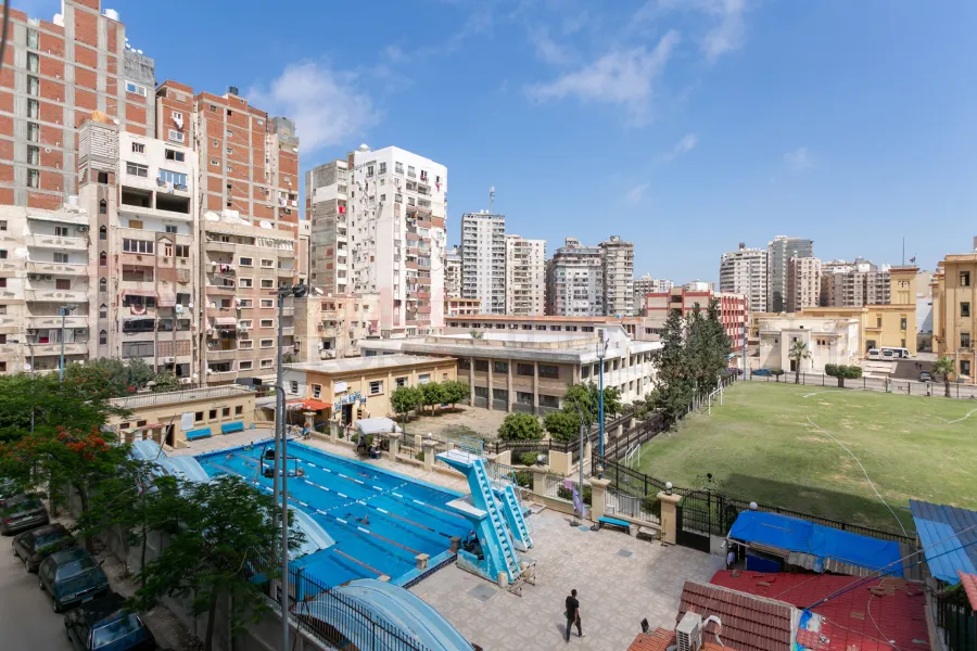 شقة للبيع 180م  لوران (متفرع من ش الاقبال)