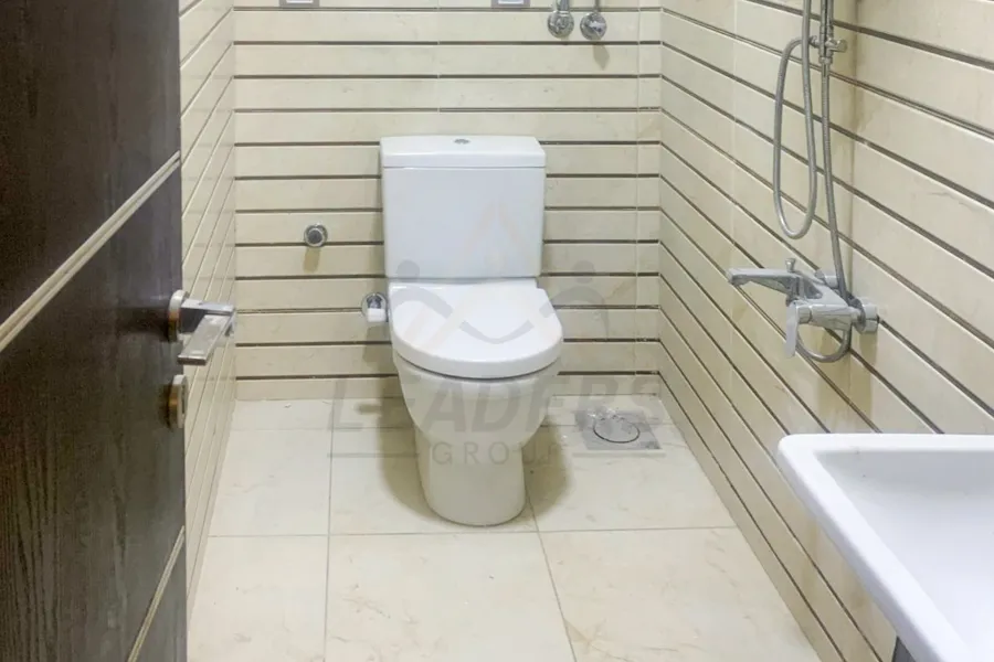 شقة للايجار193 م ستانلي (علي البحر مباشرة - عمارة براند)