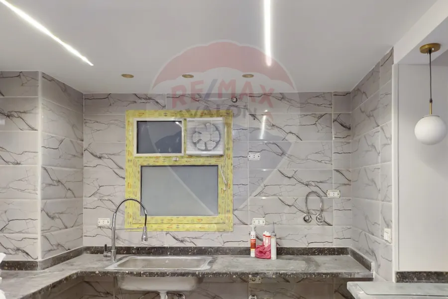 شقة للايجار 203 م سموحة (كومباوند فالورى النقل و الهندسة)