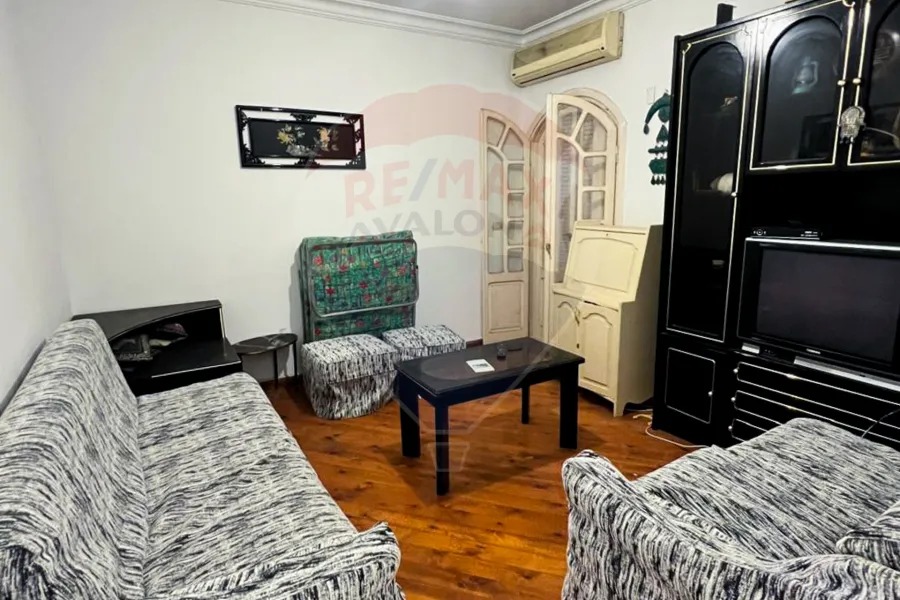 شقة للبيع 186 م جناكليس (ش مرتضي)