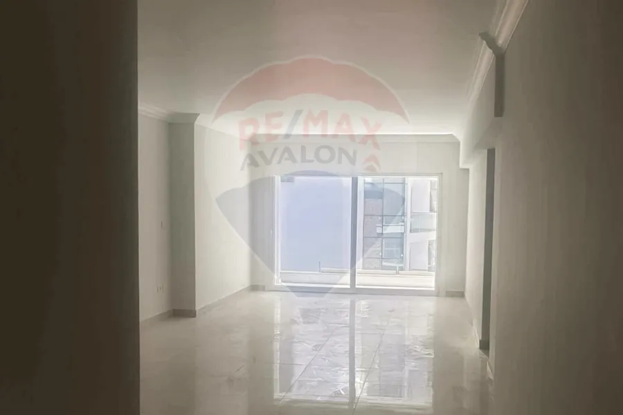 شقة للبيع 139 م سموحة (جراند فيو)