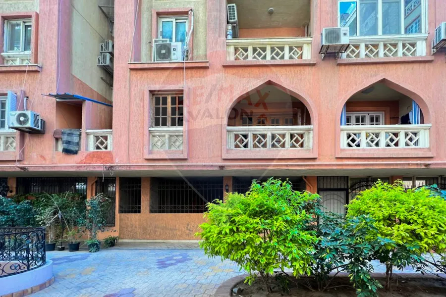 شقة دوبلكس للبيع 284 م سموحة (جراند فيل)