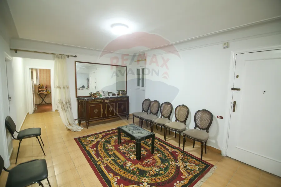 شقة للبيع 186 م كفر عبده (بجوار حديقة اللمبي)