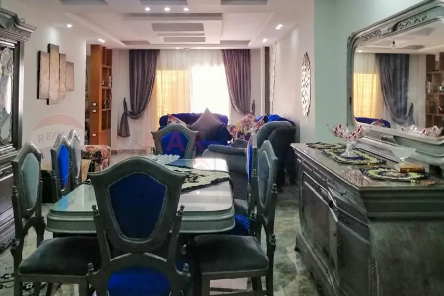 شقة للبيع 175 م رشدي (ش ابو قير)