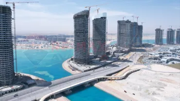 شقة للبيع (ابراج بيتش فرونت - العلمين)  154 م