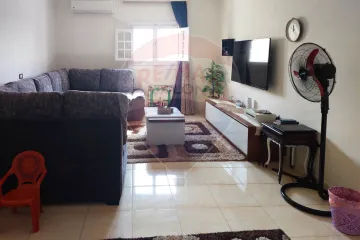 شقة للبيع 200 م رشدي (ش رشدي باشا)