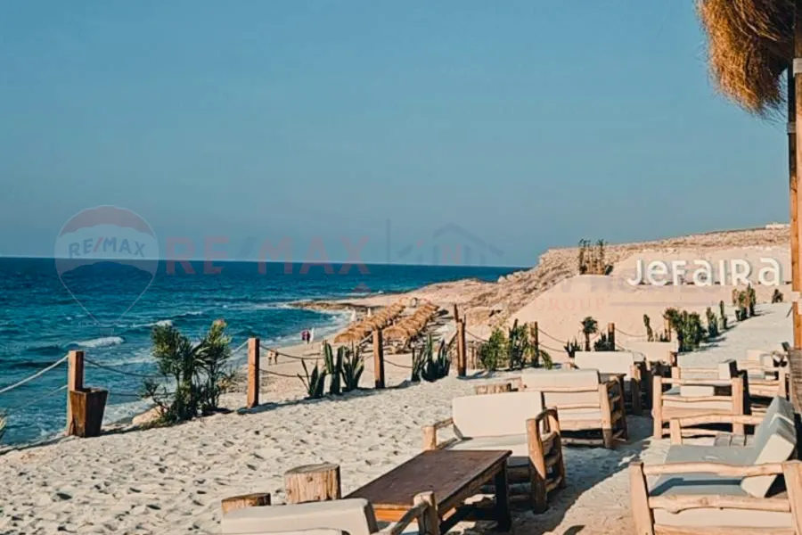 شاليه للبيع (جيفيرا - راس الحكمة) 122 م  + تراس 26 م