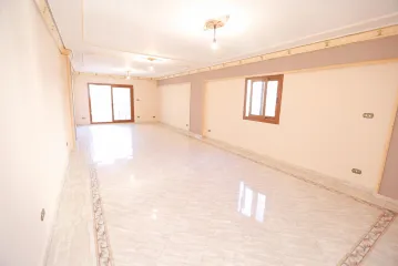 شقة للبيع 260م وابور المياه (ش محمد مسعود)