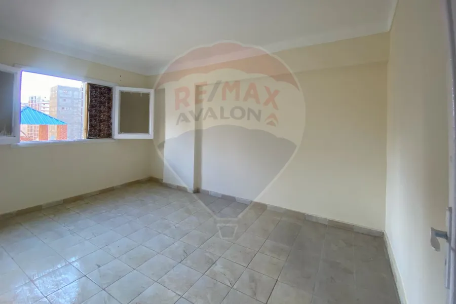 شقة للبيع 115 م سيدي بشر (ش محمد نجيب)