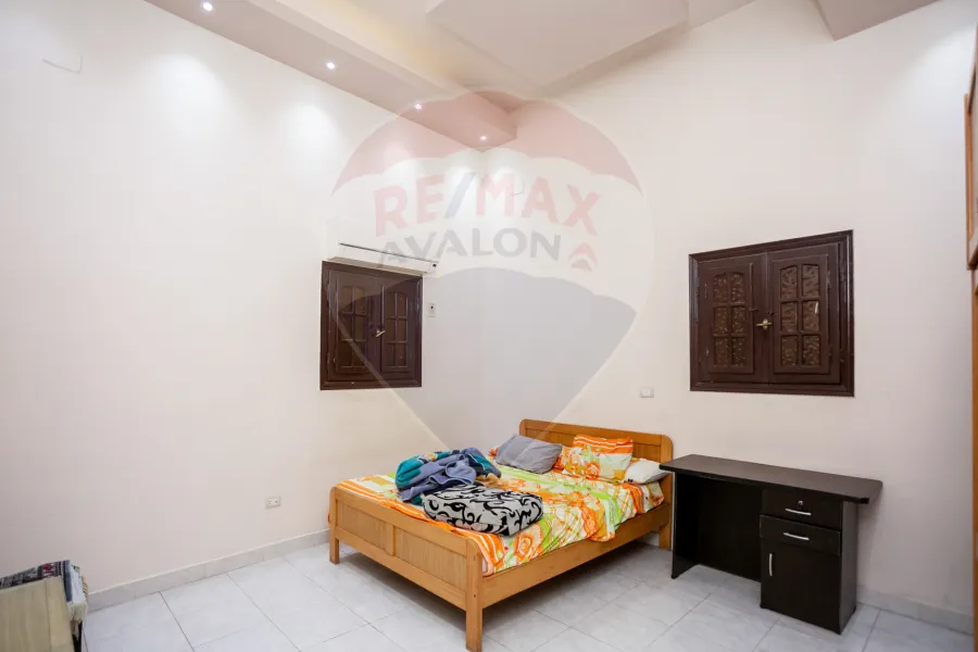 مبني كامل للبيع 400 م الازاريطة (خطوات من كلية طب الأسنان)