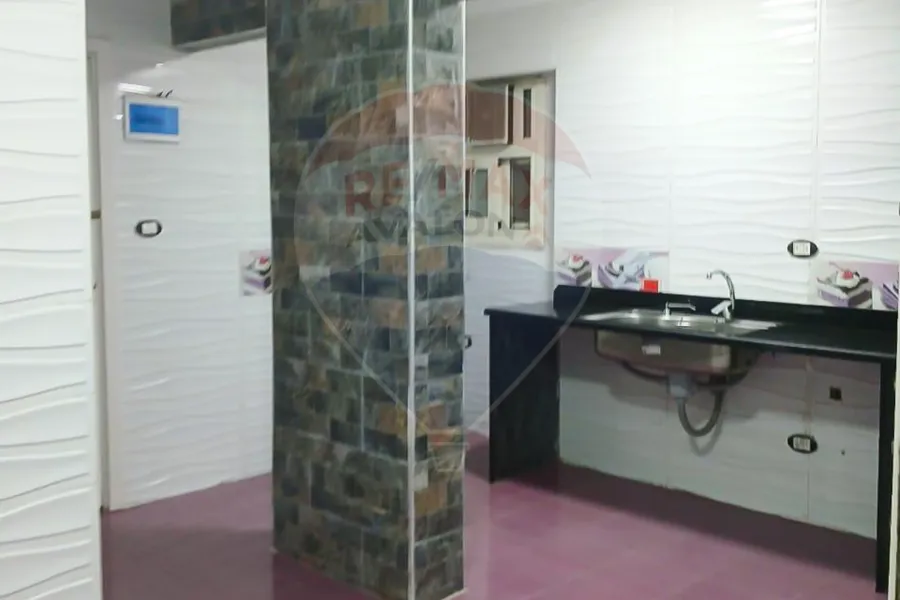 شقة للبيع 200م رشدي (ش أبو قير)