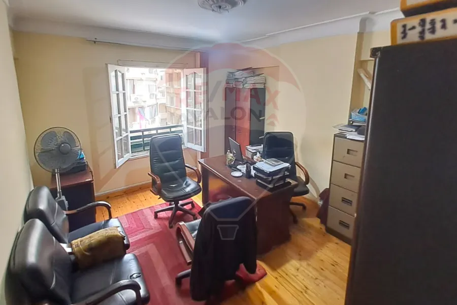 شقة للبيع 200 م جليم (ش ابو قير)