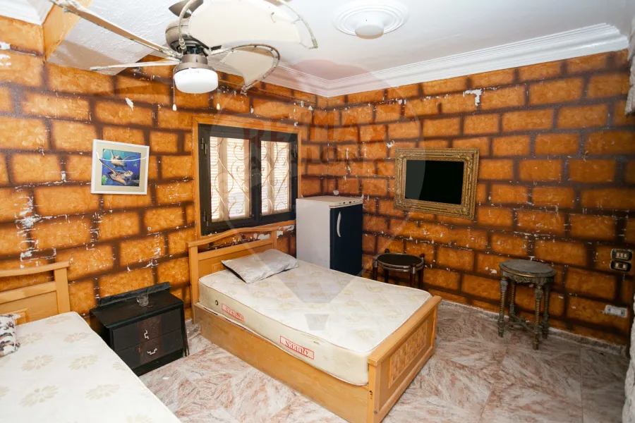 فيلا دوبلكس للبيع (عايدة) 400 م