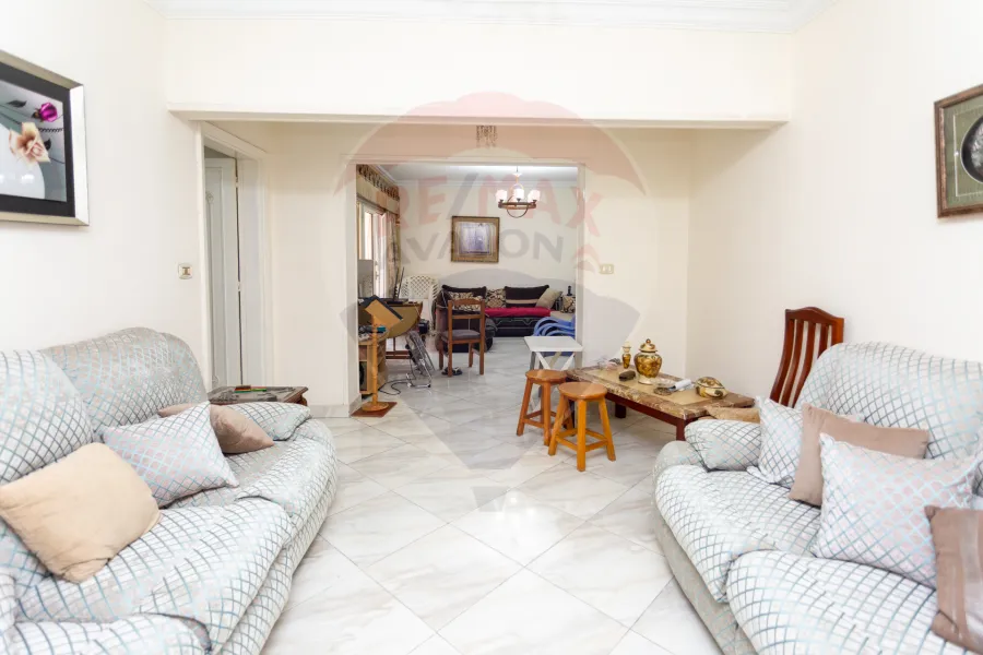 Apartment for sale 126 m Sidi Gaber (Officers&amp;#039; Housing)