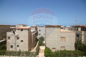 فيلا ستاند الون للبيع (حورس) 200 م