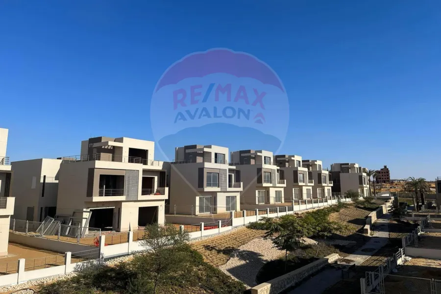 فيلا تاون هاوس للبيع 234 م (بالم هيلز الاسكندرية)