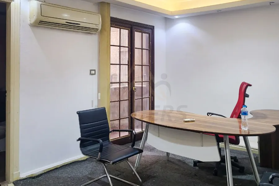 مقر اداري للايجار 280 م سموحه (ش فوزي معاذ)