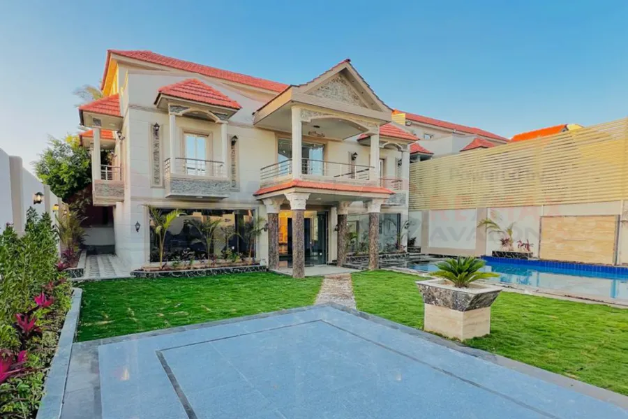 فيلا ستاند الون للبيع 520 م كينج مريوط (ش رشيد محمد رشيد)