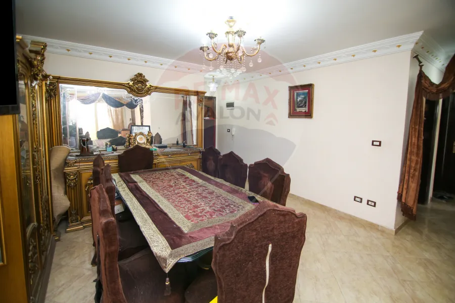 Apartment for sale 120 m Moharam Bek (directly on the tram)