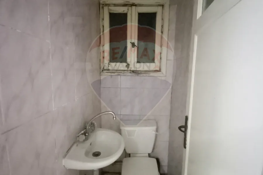 شقة للبيع 85 م ميامي (خطوات من البحر)