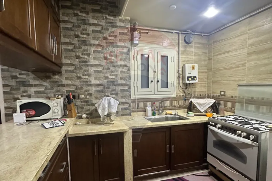 شقة للبيع 150 م وابور المياه ( خطوات من ميدان زويل )