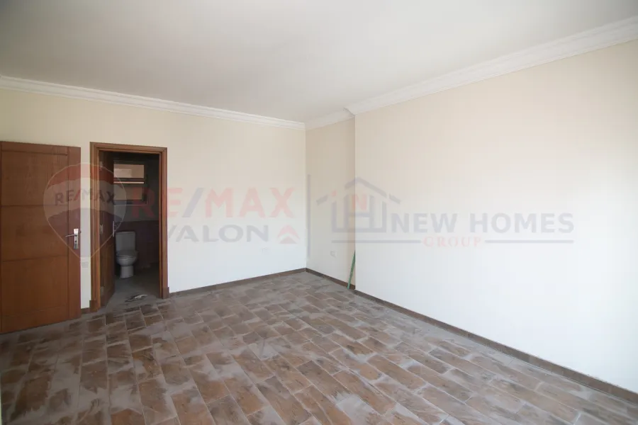 Apartment for sale 250 m Louran (Ibrahim Nasr St.)